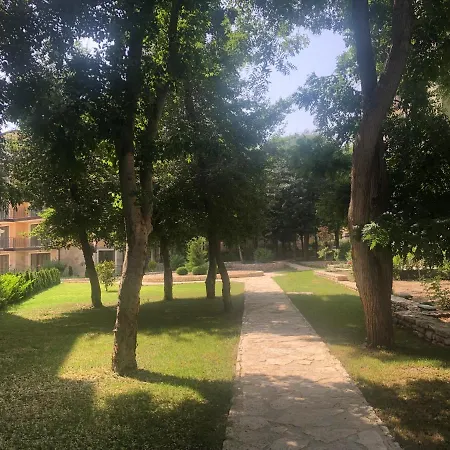 Apartment Rabi Park *